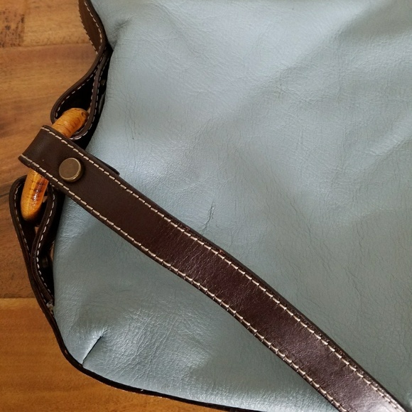 Guia's Italian Leather Bag - Picture 5 of 7